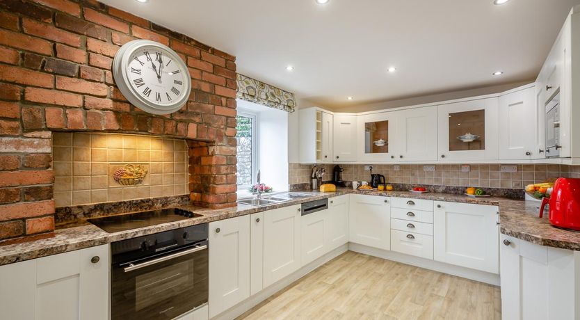 Photo of 3 Bed in Dolgellau