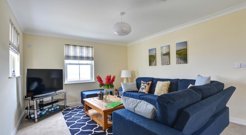Photo of 5 Bed in Amroth