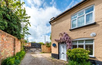 2 Bed in Halesworth Holiday Home