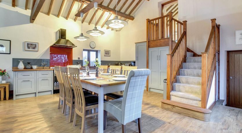 Photo of 4 Bed in Menai Bridge