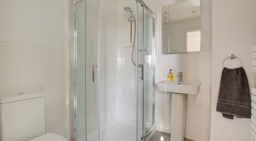 Photo of 3 Bed in Langham