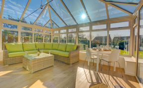 Photo of 3 Bed in Langham