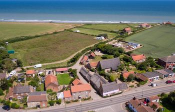 6 Bed in Bacton Holiday Home