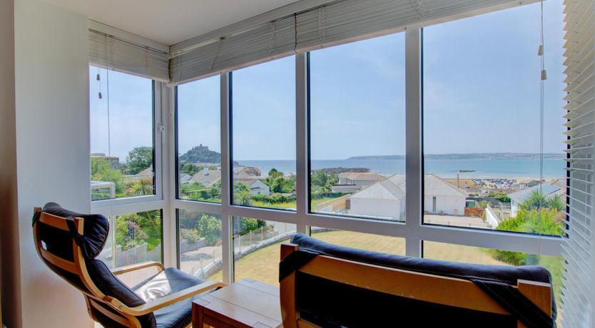 Photo of 4 Bed in Marazion