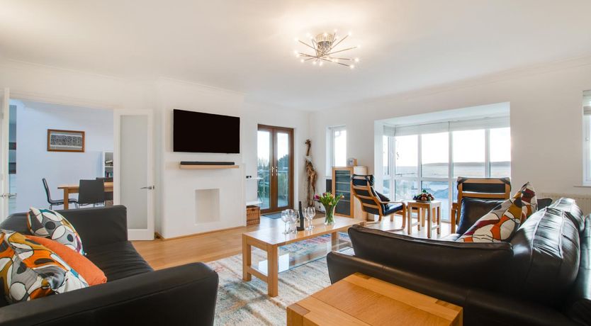 Photo of 4 Bed in Marazion
