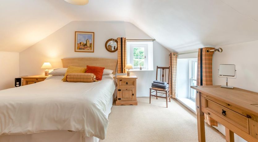 Photo of 2 Bed in Narberth