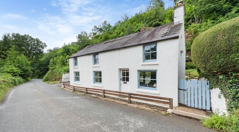 Photo of 2 Bed in Narberth