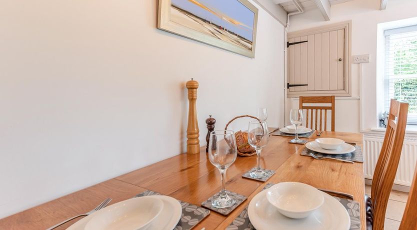 Photo of 2 Bed in Narberth