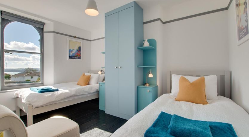 Photo of 3 Bed in Torquay