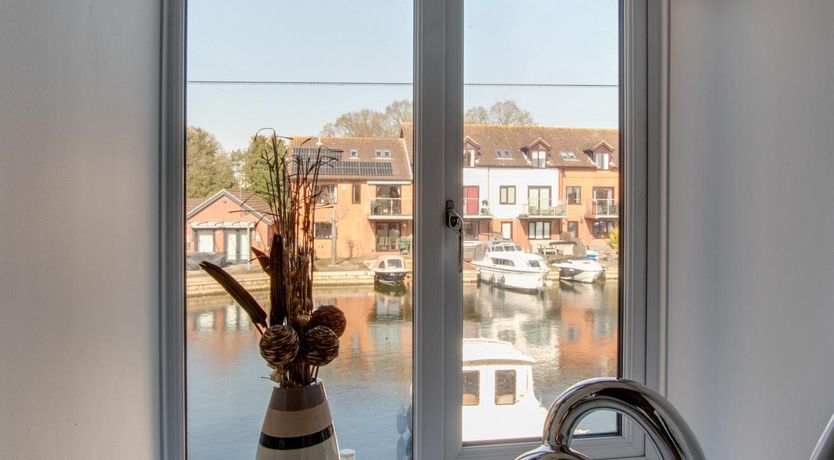 Photo of 2 Bed in Horning