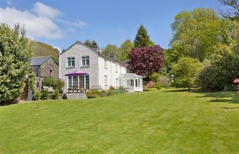 4 Bed in Lostwithiel Holiday Home