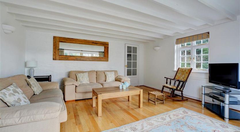 Photo of 4 Bed in Lostwithiel