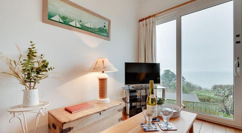 Photo of 2 Bed in Stoke Fleming