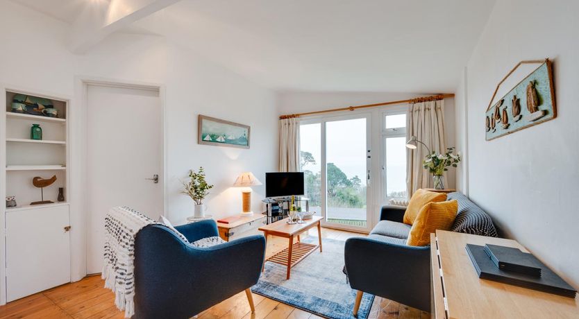 Photo of 2 Bed in Stoke Fleming