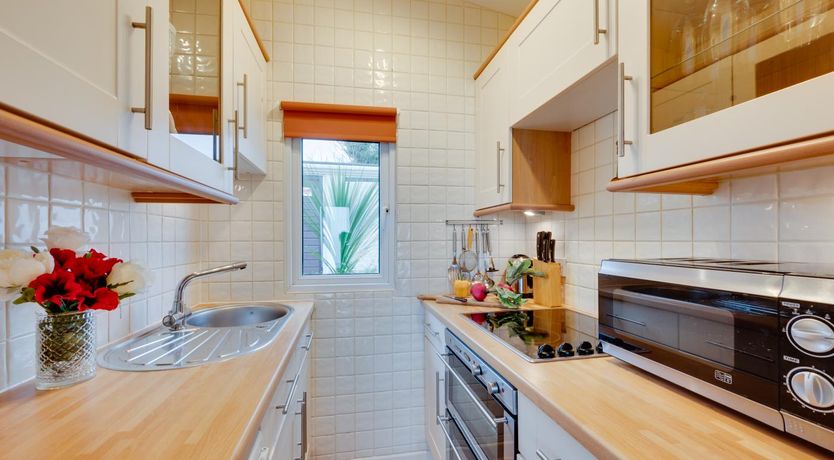 Photo of 2 Bed in Stoke Fleming