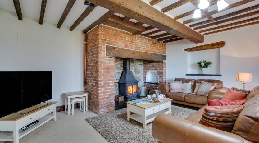 Photo of 5 Bed in Denbigh