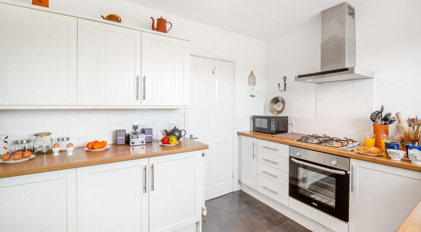 Photo of 3 Bed in Pwllheli
