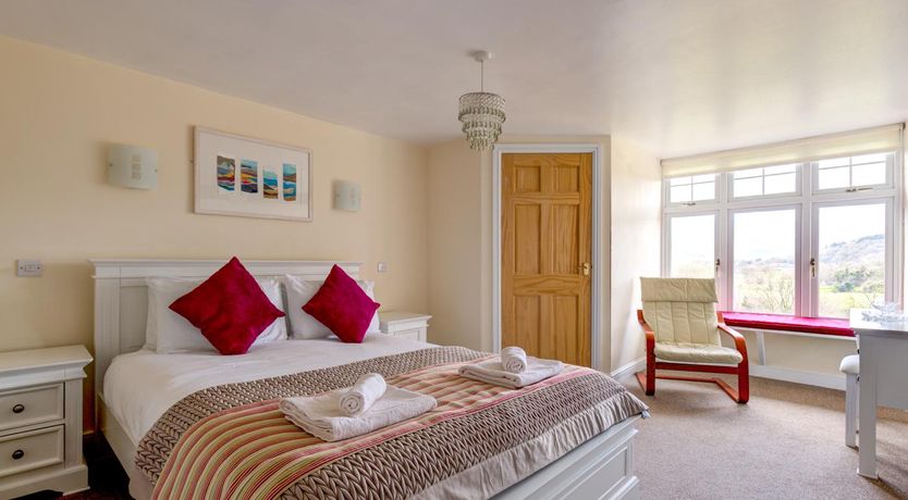 Photo of 8 Bed in Machynlleth