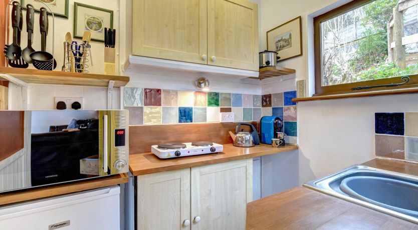 Photo of 1 Bed in Totnes