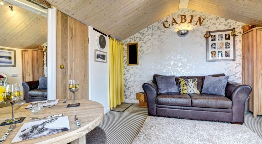 Photo of 1 Bed in Totnes