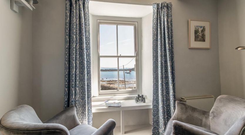 Photo of 5 Bed in Mousehole