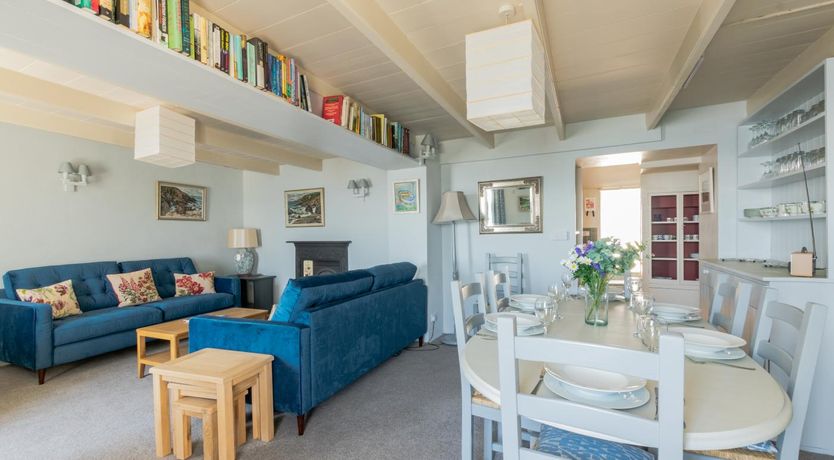 Photo of 5 Bed in Mousehole