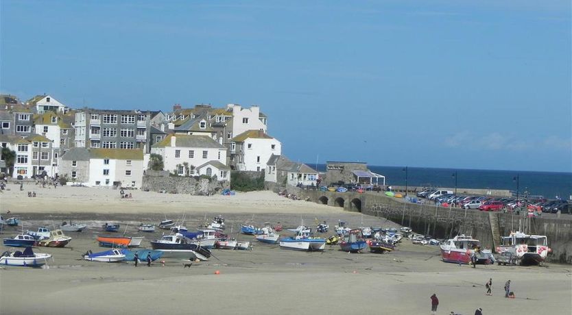Photo of 3 Bed in St Ives