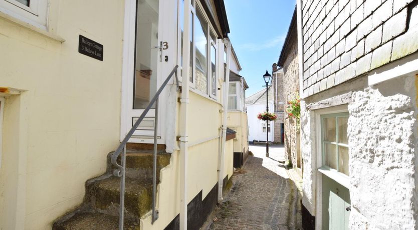Photo of 3 Bed in St Ives