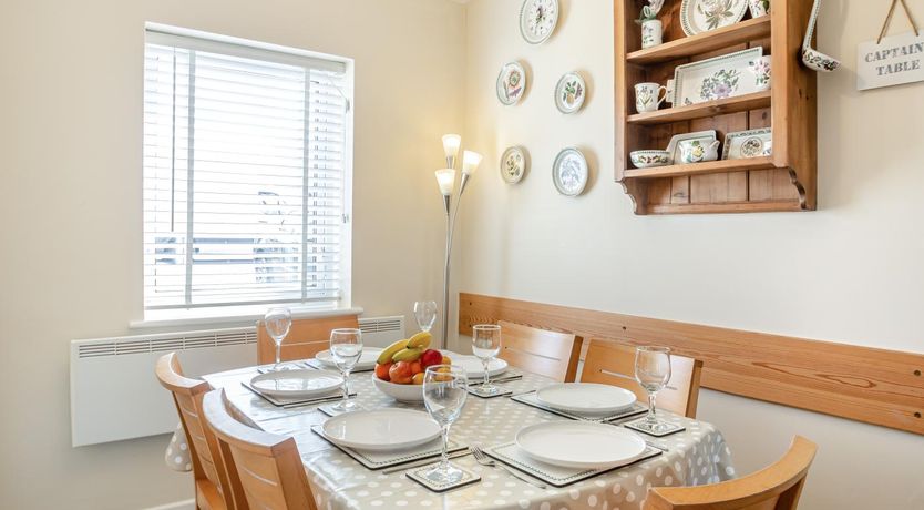 Photo of 4 Bed in Morfa Nefyn