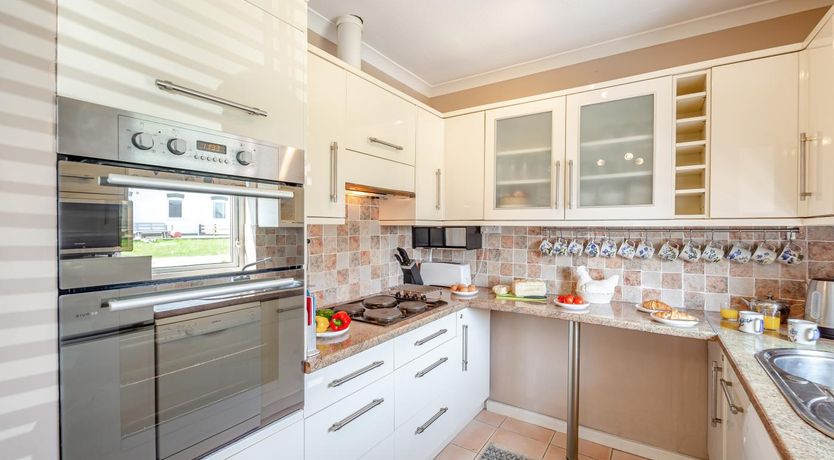 Photo of 4 Bed in Morfa Nefyn