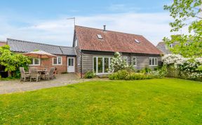 Photo of 4 Bed in Bramfield