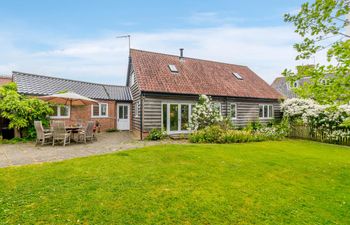 4 Bed in Bramfield Holiday Home