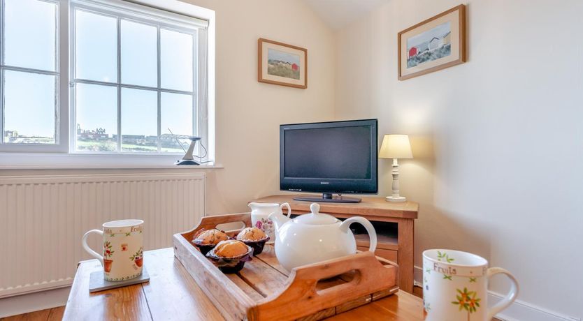 Photo of 2 Bed in Whitby