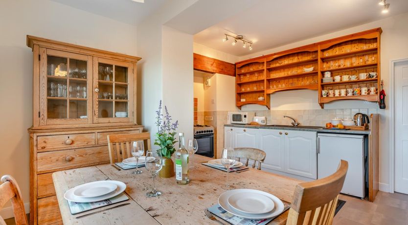 Photo of 2 Bed in Whitby