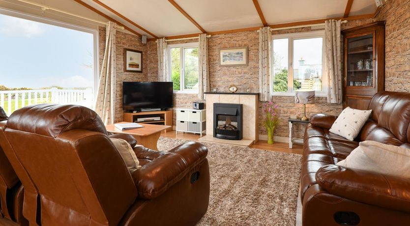 Photo of 3 Bed in Dinas