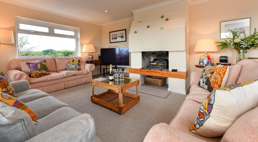 Photo of 7 Bed in Abersoch