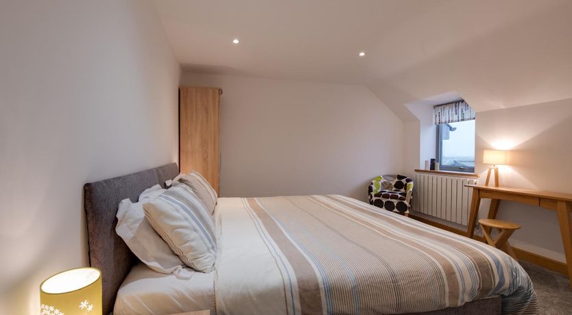 Photo of 4 Bed in Cemaes Bay