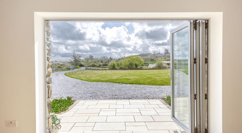 Photo of 4 Bed in Cemaes Bay