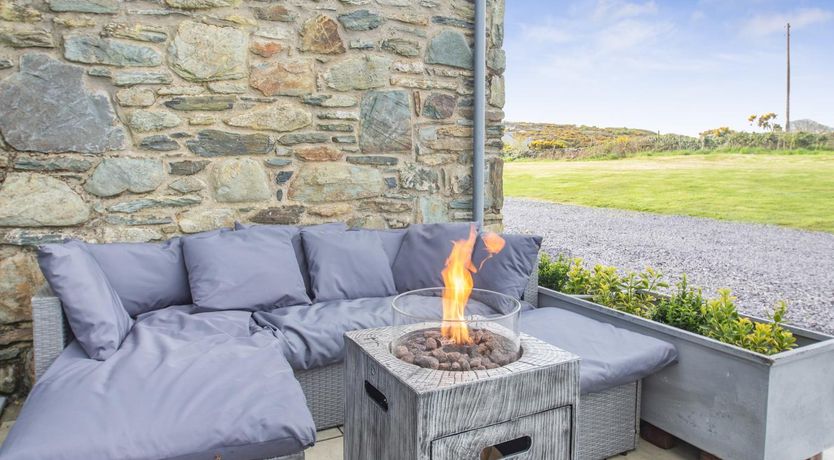 Photo of 4 Bed in Cemaes Bay