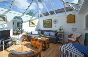 2 Bed in Stiffkey Holiday Home