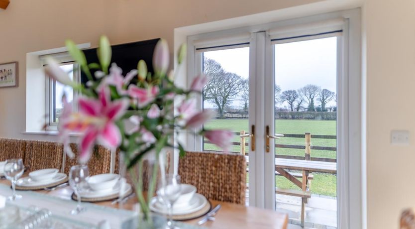 Photo of 7 Bed in Caerwys