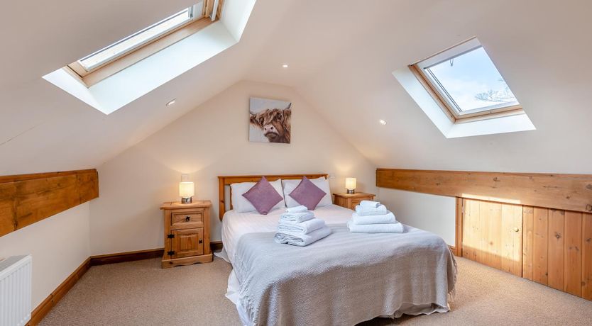 Photo of 7 Bed in Caerwys