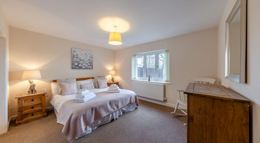 Photo of 7 Bed in Caerwys