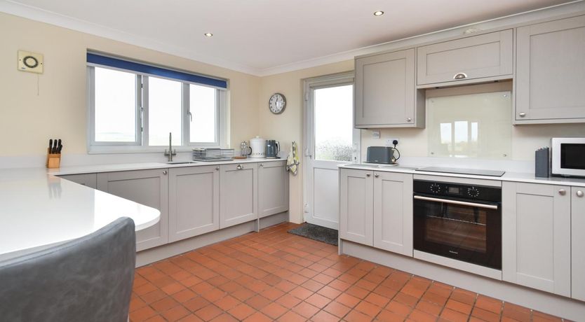 Photo of 2 Bed in Newport
