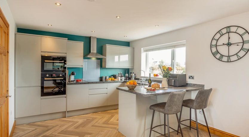 Photo of 3 Bed in Tudweiliog