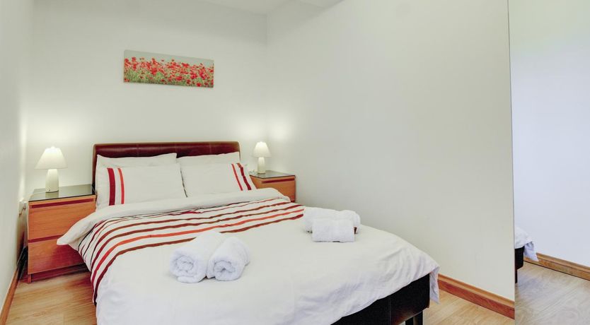 Photo of 2 Bed in Cardiff