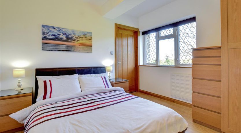 Photo of 2 Bed in Cardiff