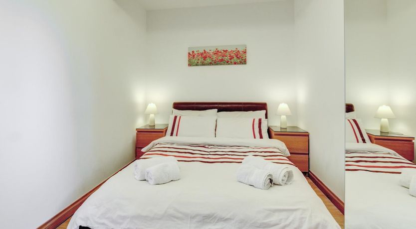 Photo of 2 Bed in Cardiff
