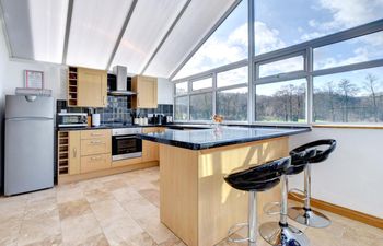 2 Bed in Cardiff Holiday Home