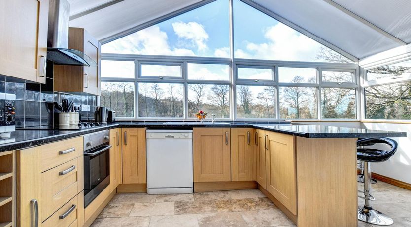 Photo of 2 Bed in Cardiff